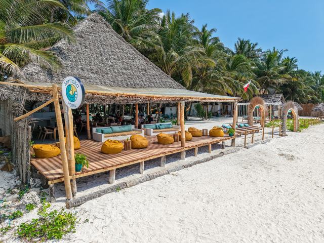 Mintaka Hotel i plaża z lotu ptaka